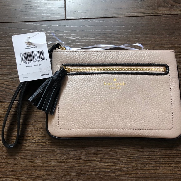 Kate Spade Chester Street ‘Tinie’ wristlet - brand new - Picture 2 of 5